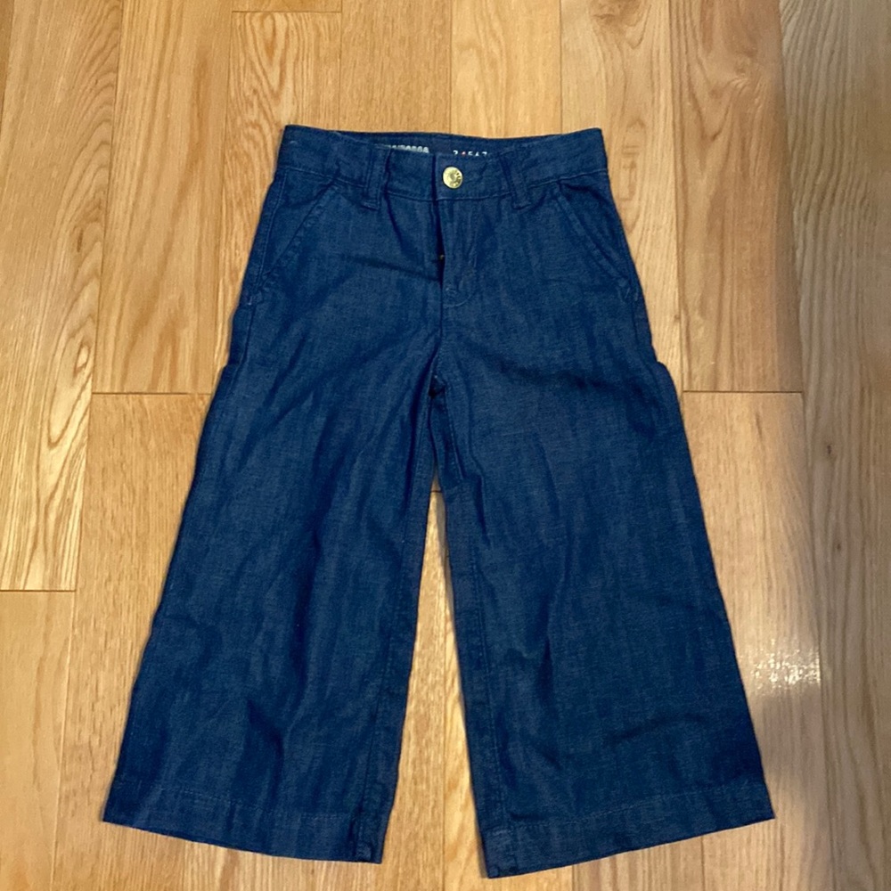 Never worn Gymboree size 4 indigo denim